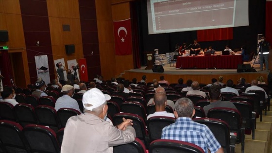 Hakkari'de terör mağduru aileler yeni yuvalarına kavuşuyor