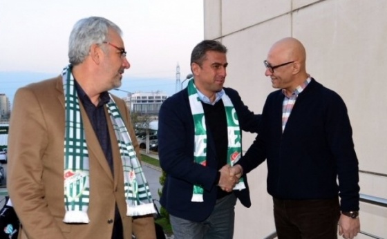 Hamzaoğlu, 52&#039;nci yılını kutlayan Bursaspor&#039;un 49&#039;uncu teknik direktörü! İşte tamamı