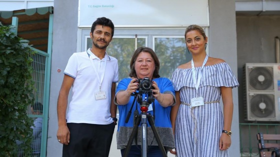 Hastaları için yönetmen koltuğuna oturdu