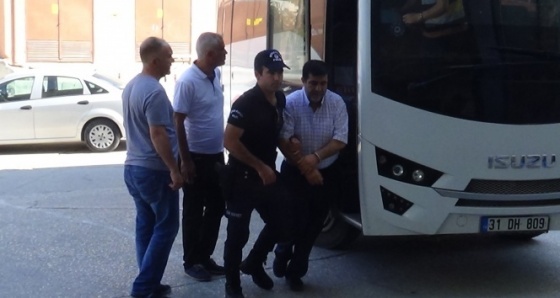 Hatay merkezli FETÖ'nün "üniversite imamları"na operasyon