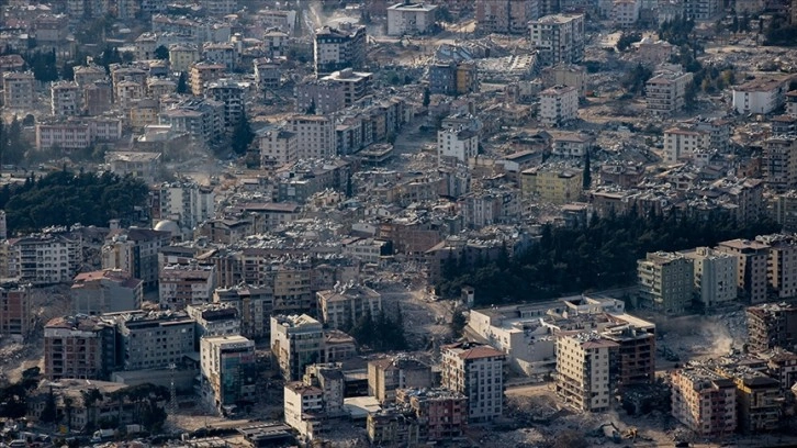 Hatay'da 173 binanın enkazı kaldırılacak