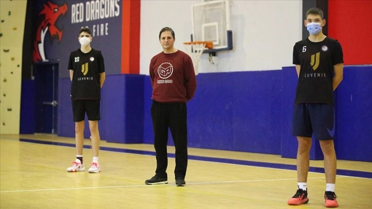 Hataylı 2 lise öğrencisi, basketbolda milli takıma seçilmenin gururunu yaşıyor