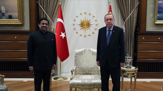 Hindistan'ın Ankara Büyükelçisi Sanjay Kumar Panda, Erdoğan'a güven mektubu sundu