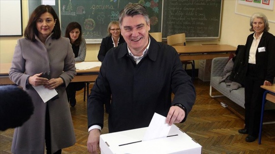 Hırvatistan'daki cumhurbaşkanlığı seçimi ikinci turunda Milanovic önde
