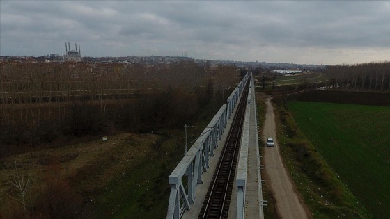 Hızlı tren alt ve üst yapıları Edirne'deki kültürel varlıkların silüetini bozmayacak