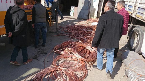 Hızlı tren hattından elektrik kablosu hırsızlığı