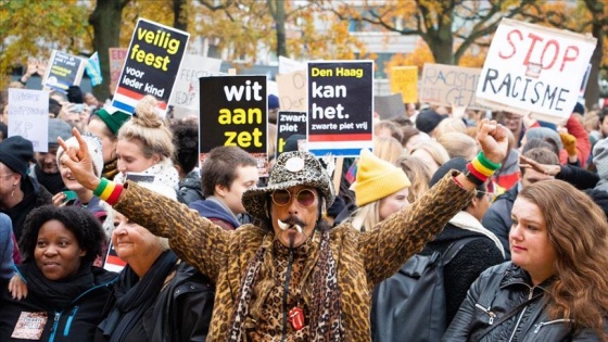 Hollanda'da ırkçılık karşıtı protesto