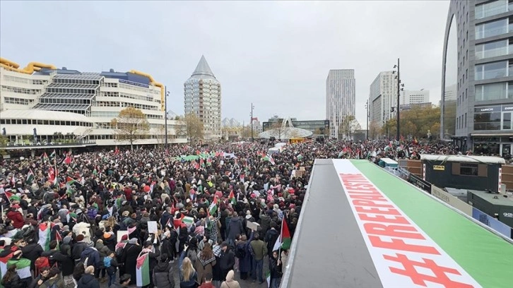 Hollanda’da Filistin’e destek gösterisi düzenlendi