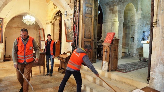 Hoşgörü şehrinin cami ve kiliseleri gül kokuyor