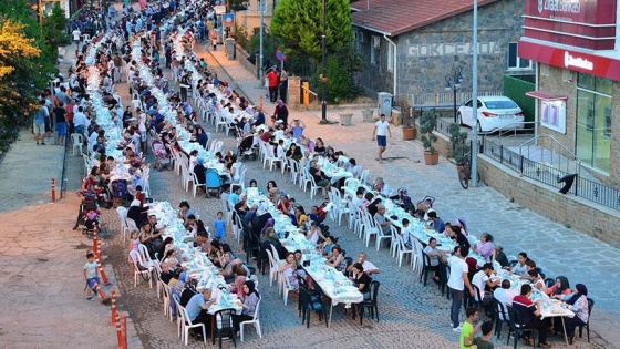 'Hoşgörü Sofrası' Müslüman ve Hristiyan vatandaşları buluşturdu