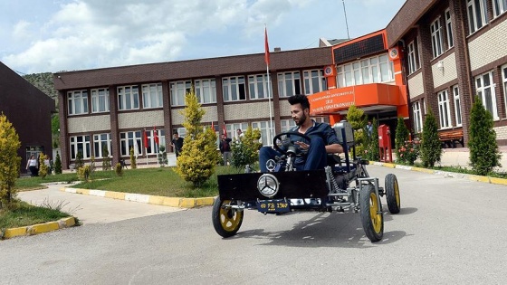 Hurda malzemelerinden araç ürettiler