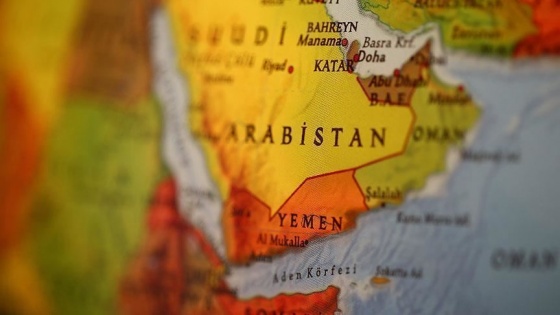 Husiler, BAE'yi Sokotra'ya İsrailli uzman göndermekle suçladı