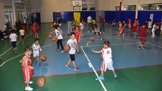 Huzur, Şırnaklı çocuk ve gençleri sporla buluşturdu