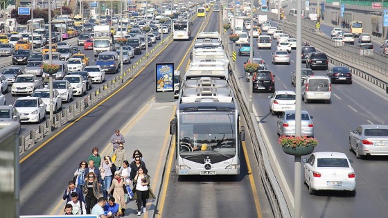 İBB'den 32 hatta ücretsiz aktarma hizmeti