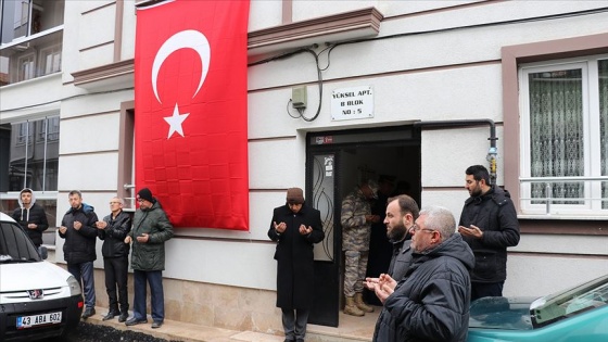 İdlib'de şehit olan Uzman Çavuş Muhammed Yılmaz'ın ailesine acı haber verildi