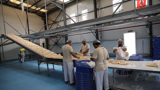 İHH'dan Suriye'ye 8 ayda 300 milyon ekmek