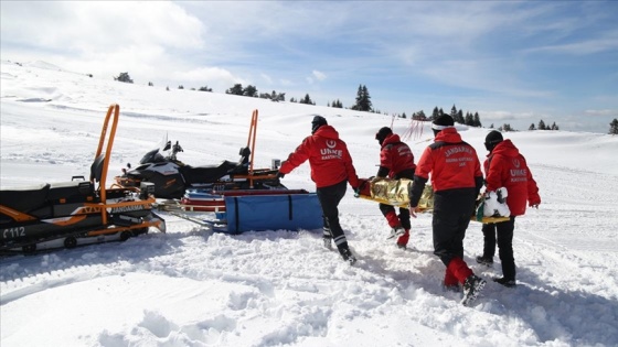 Ilgaz Dağı'nda çığ ve kurtarma tatbikatı yapıldı