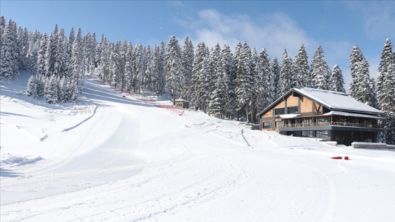 Ilgaz Dağı&#039;nda kayak sezonu yarı yıl tatili öncesi başlıyor