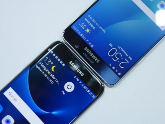 Samsung Galaxy S7 Edge ile Galaxy Note 5'e ilk bakışlar