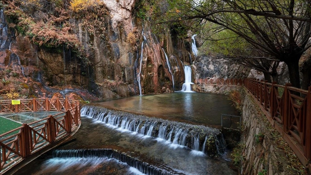 İnanç ve doğa turizminin mola noktası Darende'de sonbahar