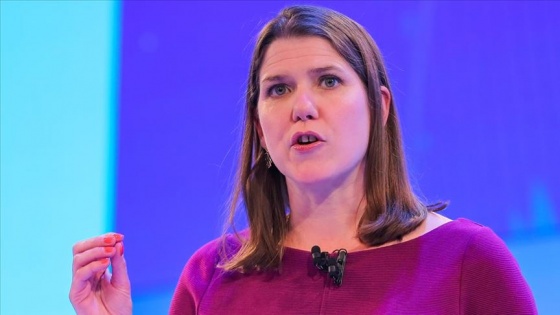 İngiliz lider Swinson'dan 'Brexit durdurup 50 milyar sterlin gelir sağlama' vaadi