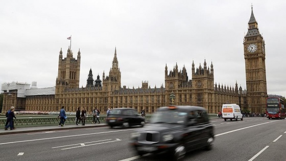 İngiltere'de İşçi Partisinin yeni lideri Keir Starmer oldu