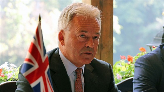 İngiltere'nin Avrupa Bakanı Alan Duncan istifa etti