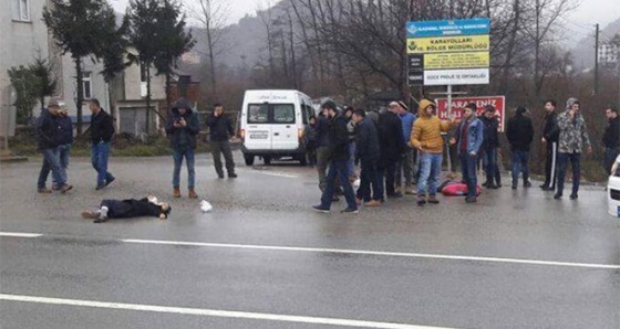 İnsanlık ölüyor, onlar fotoğraflıyor