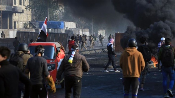 Irak'ta göstericilerin yol kapatma eylemi devam ediyor