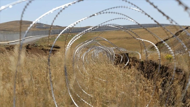 Irak, Türkiye ve İran ile sınırlarının güvenliği için yeni yöntemleri devreye alıyor
