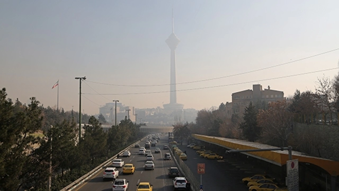 İran'da hava kirliliği geçen yıl yaklaşık 50 bin kişinin ölümüne neden oldu