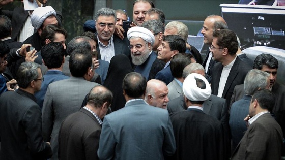 İran'da Ruhani kabinesinde son istifa kabul edilmedi