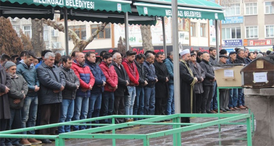 İş kazasında hayatını kaybeden işçi toprağa verildi