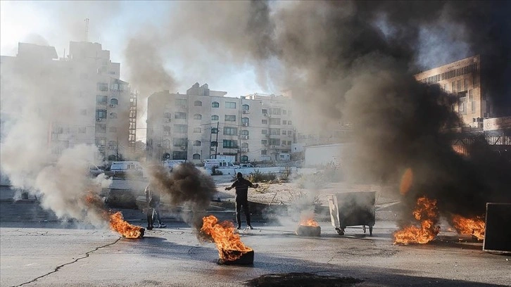 İsrail dünyanın gözü Gazze'deyken işgal altındaki Batı Şeria'da da şiddeti artırıyor