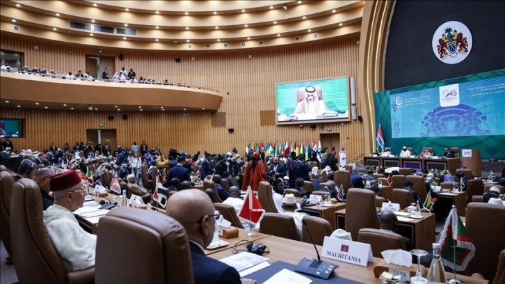 İslam İşbirliği Teşkilatı, İsrail'in suçlarını görüşmek üzere olağanüstü toplandı