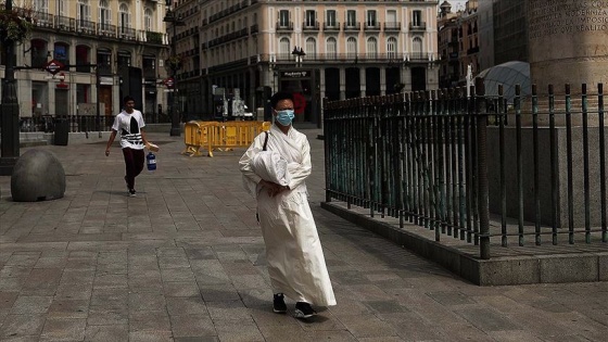 İspanya'da Kovid-19/ koronavirüs nedeniyle son 24 saatte 179 kişi öldü