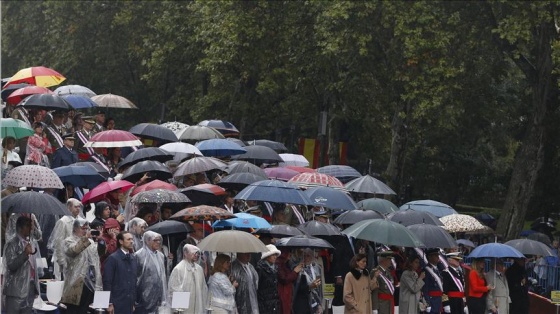 İspanya'da ulusal bayram protesto edildi