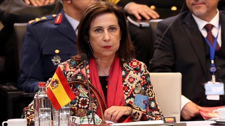 İspanya Savunma Bakanı Robles, İsrail'in Gazze'de 