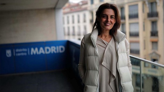 İspanyol şarkıcı Monica Molina'nın Türkiye tutkusu Kovid-19 salgınının önüne geçti