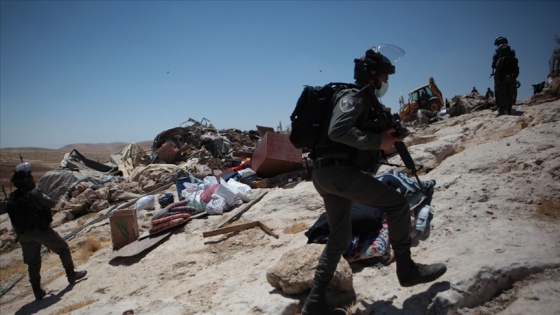 İsrail 2 haftada Batı Şeria'da Filistinlilere ait 24 yapıyı yıktı veya zorla aldı