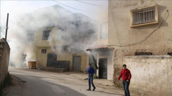 İsrail askerleri Batı Şeria'da bir Filistinlinin iki evini yıktı