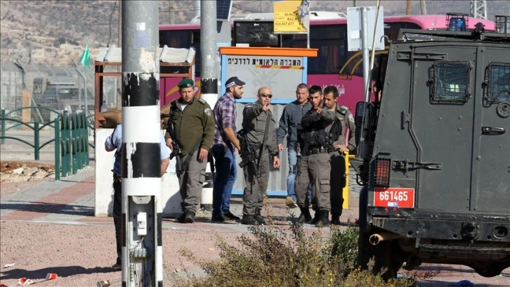 İsrail askerleri, Batı Şeria'da bir Filistinli genci öldürdü