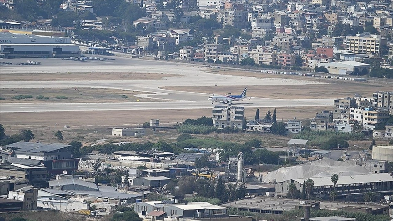 İsrail, Beyrut'taki Uluslararası Refik Hariri Havalimanı yakınını art arda saldırılarla hedef aldı