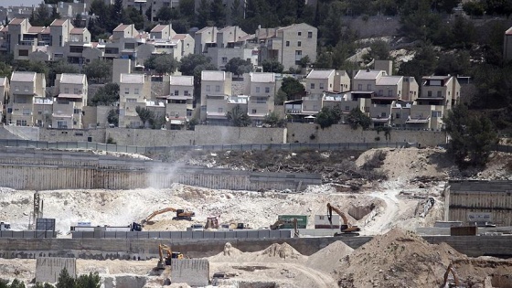 İsrail'den yerleşim birimlerine 'maddi destek'
