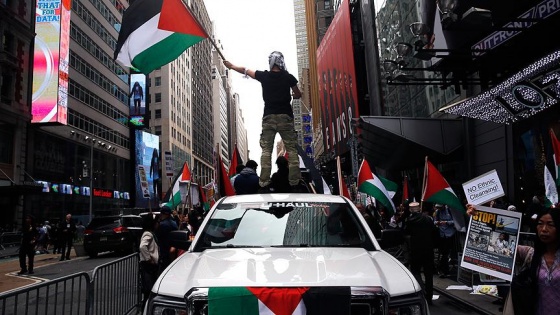 İsrail'in Gazze katliamı New York'ta protesto edildi