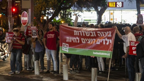 İsrail’in Gazze’ye düzenlediği saldırılar Tel Aviv’de protesto edildi