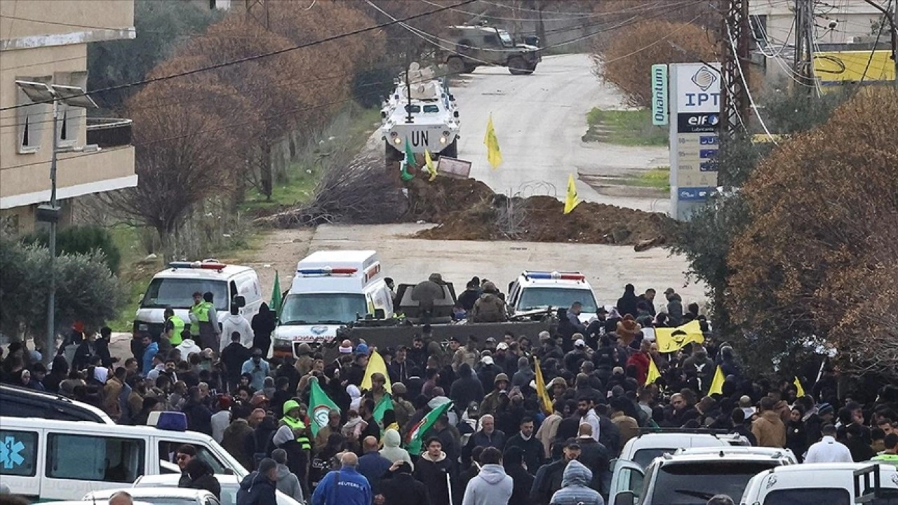 İsrail'in işgal ettiği bölgeye girmek isteyenlere saldırılarında 3 Lübnanlı öldü, 44 kişi yaral