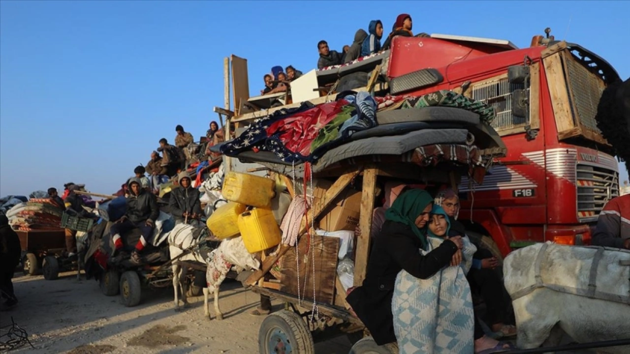 İsrail'in yerinden ettiği 500 binden fazla Filistinli son 3 günde Gazze'nin kuzeyine döndü