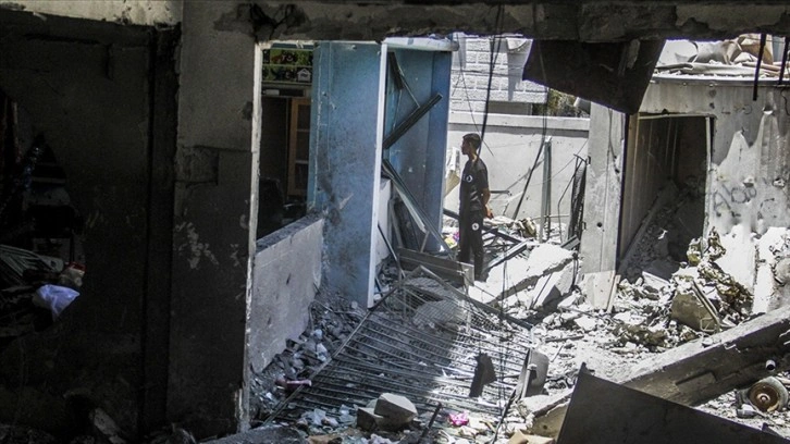 İsrail ordusu Gazze'de sivillerin sığındığı okulu bombaladı: 5 kişi öldü, 15 kişi yaralandı
