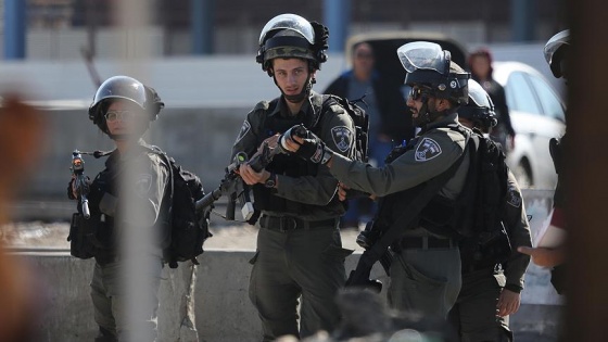 İsrail ordusu Ramallah'ın giriş çıkışlarını kapattı